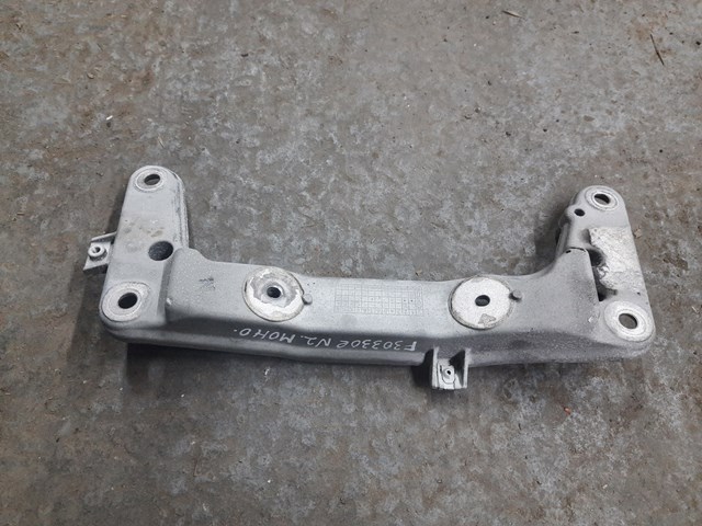 Кріплення коробки передач 22316796611 BMW