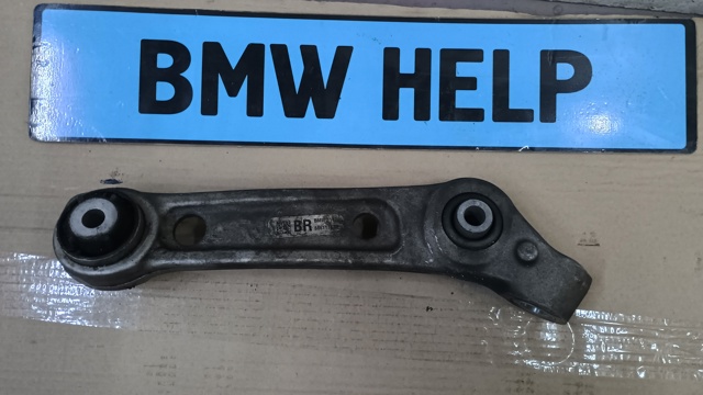 Правий важіль передній нижній підвіски 31106861174 BMW