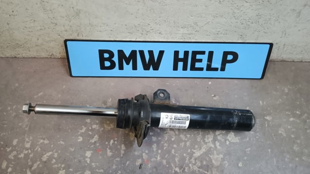 Стійка передня права 31316852412 BMW