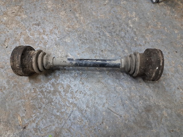 Приводи задніх коліс 33211226720 BMW