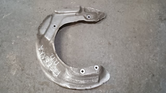 Захист гальмівного диска, переднього, правого 34116792236 BMW