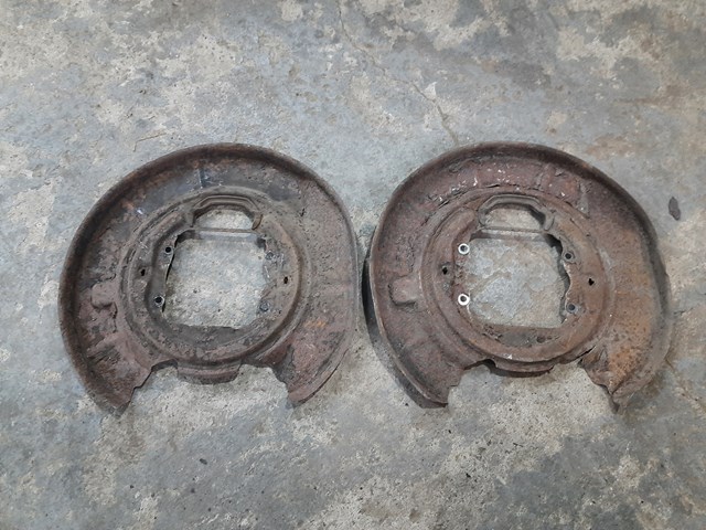 Захист гальмівного диска заднього, правого 34211162776 BMW