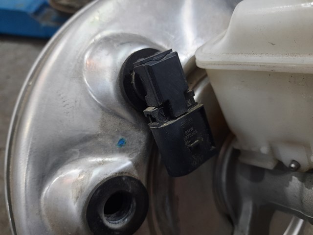Датчик тиску пневматичної гальмівної системи 34336875605 BMW