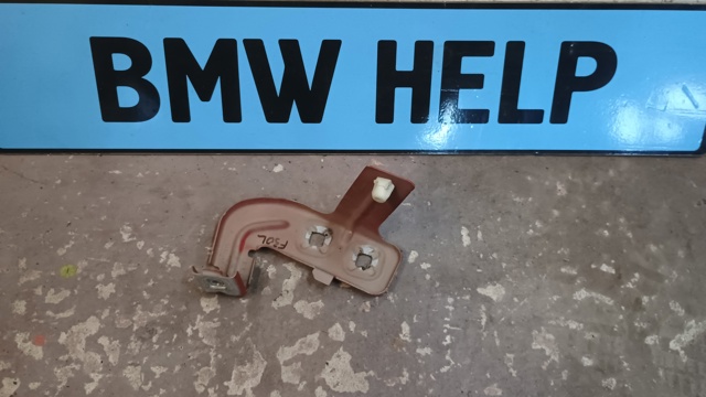 Кронштейн кріплення крила переднього лівого, задній 41358066939 BMW