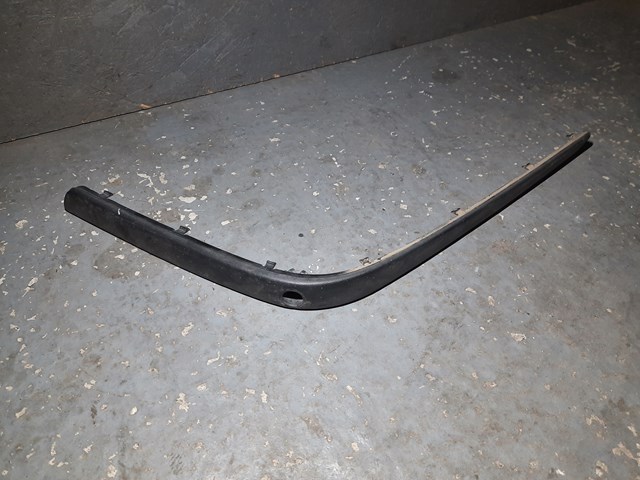 Молдинг заднього бампера, правий 51122498502 BMW