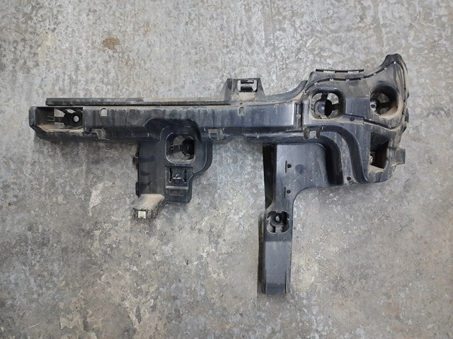 Кронштейн бампера заднього, правий 51127300814 BMW