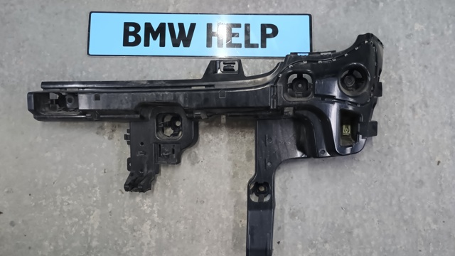Кронштейн бампера заднього, правий 51127411146 BMW