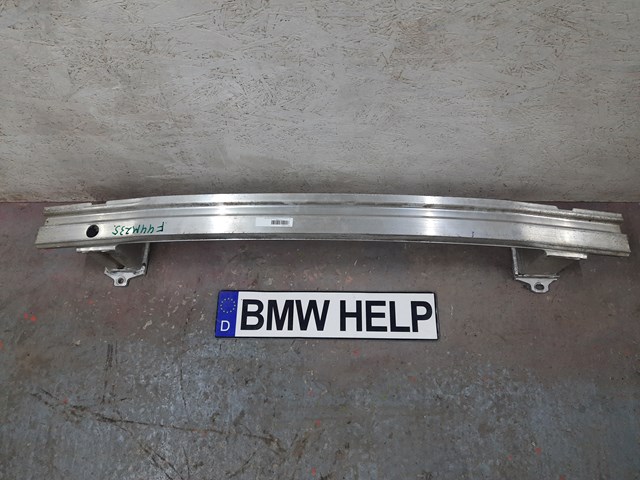 Шина бампера заднього 51127477445 BMW