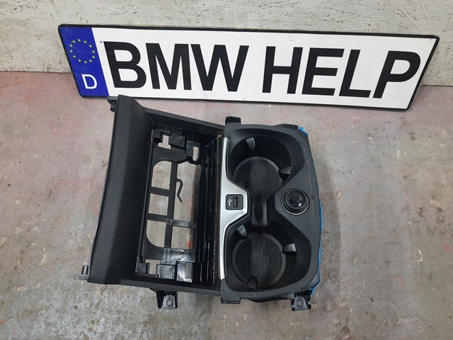 Підсклянник підлокітника центральної консолі 51167951771 BMW