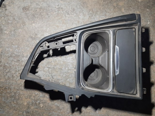 Декоративна накладка центральної консолі 51169218925 BMW