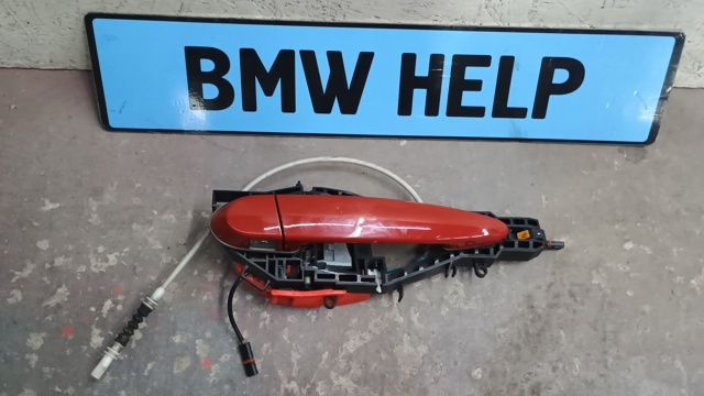 Ручка передніх дверей зовнішня, права 51217332566 BMW
