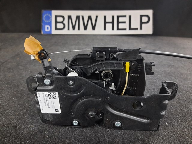 Замок і ручка дверей задка 51247383283 BMW