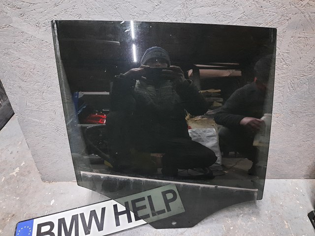 Вікно задніх дверей 51357388870 BMW