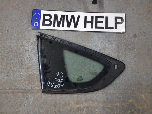 Скло багажного відсіку, ліве 51377197897 BMW