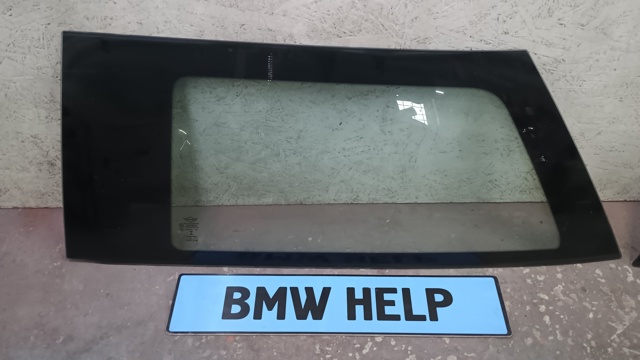 Скло багажника, ліве 51377300017 BMW