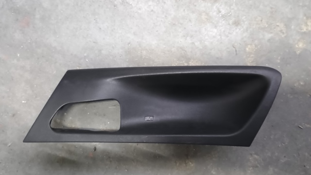 Накладка ручки дверей 51416973735 BMW