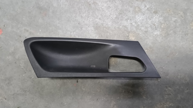 Накладка ручки дверей 51416973736 BMW