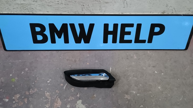 Ручка задньої двері внутрішня права 51428200752 BMW