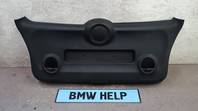 Обшивка кришки багажника 51437302727 BMW