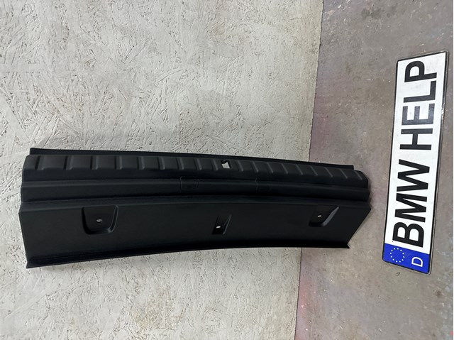 Накладка перегородки 51477475720 BMW