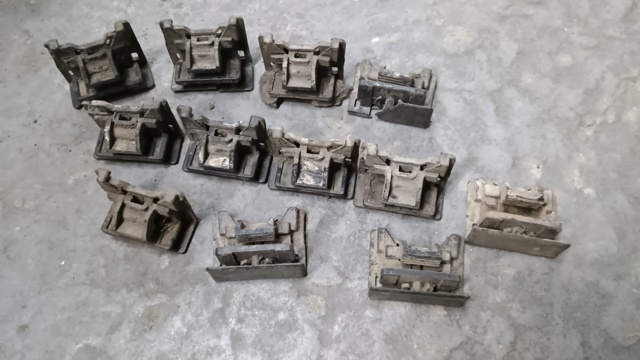 Пістон (кліп) кріплення підкрилки переднього крила 51711938940 BMW