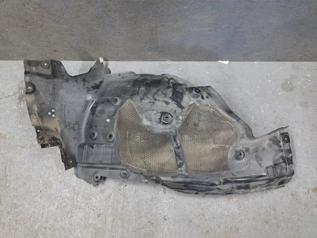 Підкрилок переднього крила, правий задній 51717340202 BMW