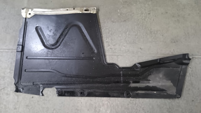Захист днища, лівий 51757241831 BMW