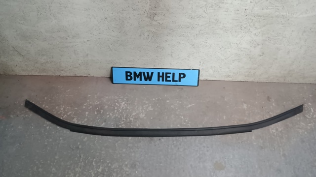 Гумка під капот 51767255802 BMW