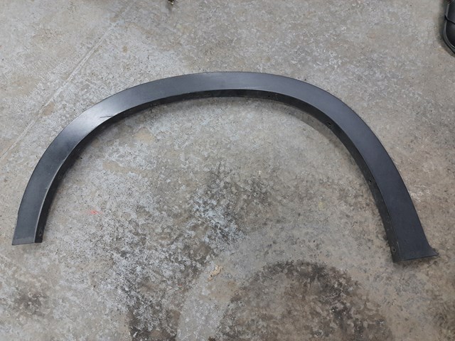 Молдинг передньої арки колеса, лівий 51777158427 BMW