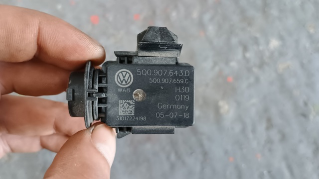 Датчик забруднення повітря 5Q0907643D VAG
