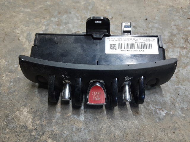 Блок кнопок центральної консолі 61319328287 BMW
