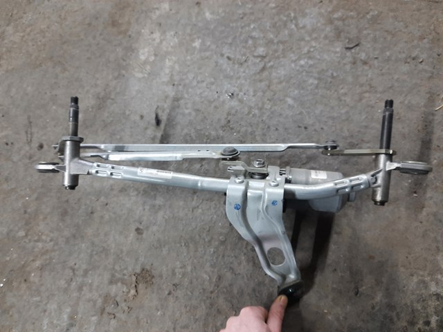 Трапеція склоочисника 61617350657 BMW