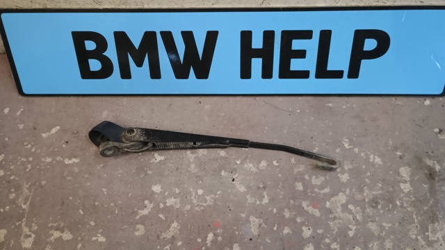 Важіль-поводок двірника заднього скла 61628360156 BMW
