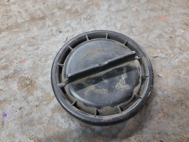 Болт піддона 63126931137 BMW