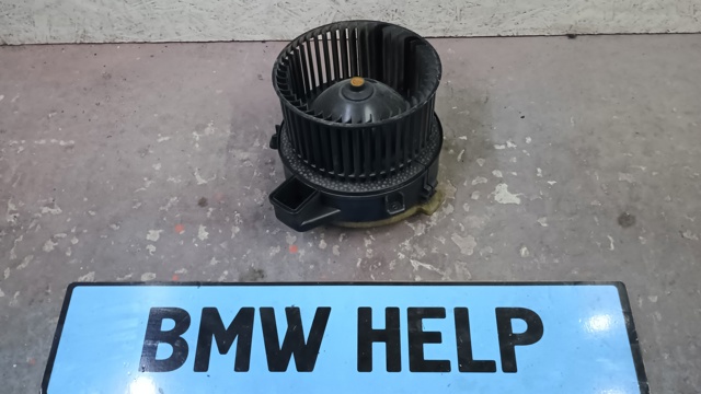 Вентилятор грубки 64116836881 BMW