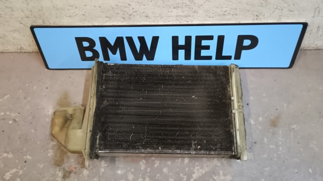 Радіатор опалювача салону 64118390435 BMW
