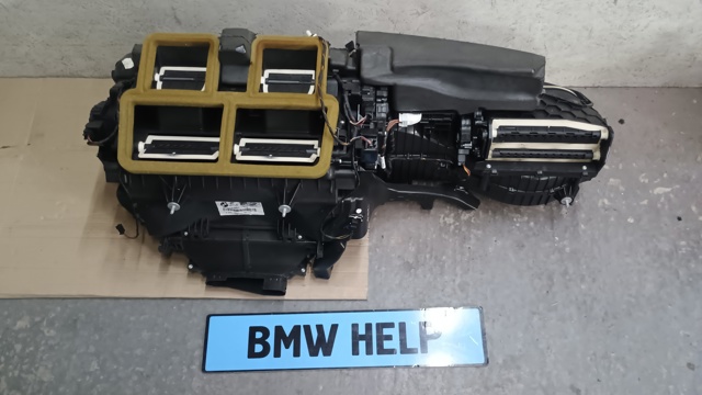 Корпус печі в зборі 64119237550 BMW