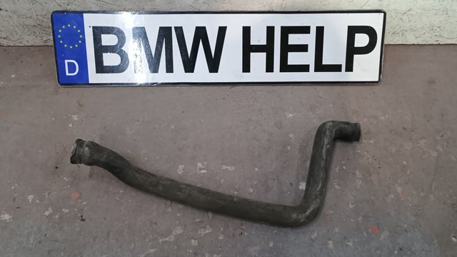 Патрубок системи охолодження 64211391387 BMW