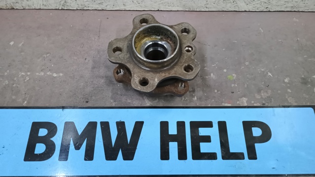 Колеса і маточини 6871193 BMW
