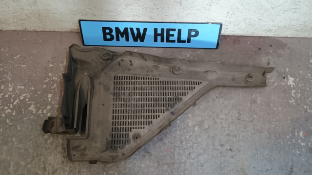 Водостік лобового скла, жабо 6945584 BMW