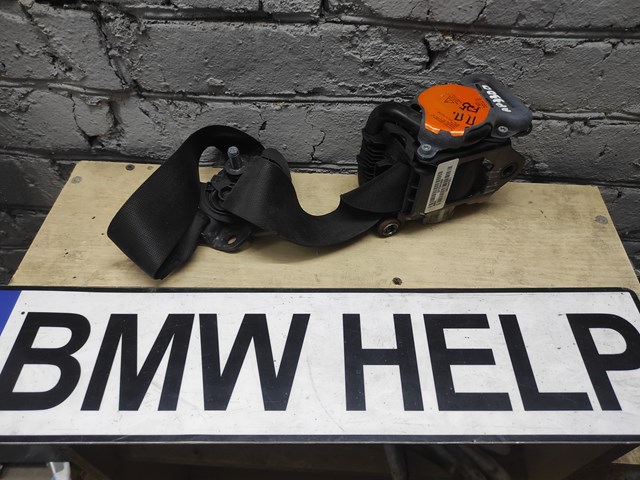 Ремінь безпеки передній правий 72117258436 BMW