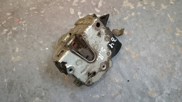 Замок задньої дверї, правої 8138928 BMW