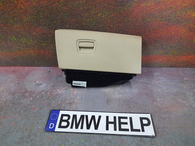 Бардачок 9205977 BMW