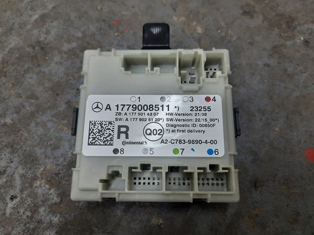 Блок комфорту задніх дверей A1779008511 MERCEDES