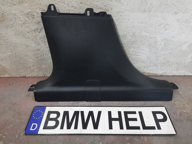 Обшивка стійки кузова внутрішня, середня нижня ліва A2436909700 MERCEDES