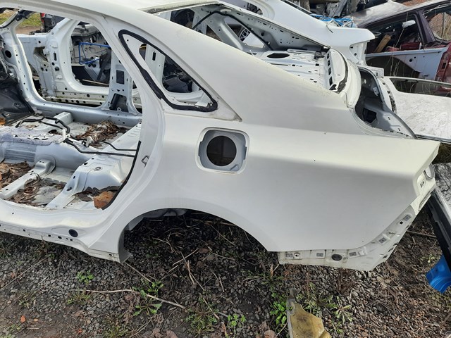 Крило заднє DP5Z5427841A FORD