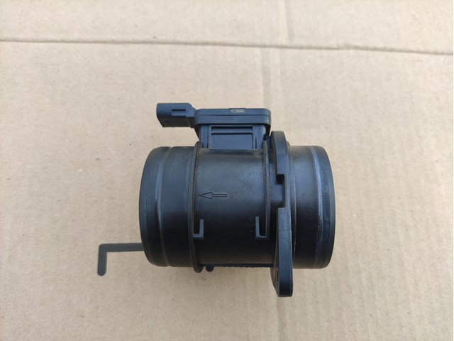 Датчик потоку повітря Ауді Ку 3