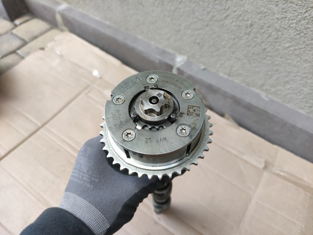 Регулятор фаз газорозподілу 06M109087J VAG