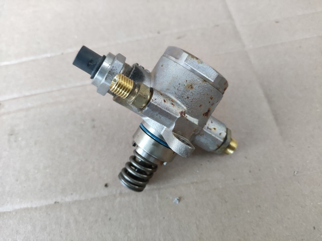 Насос паливний високого тиску (ПНВТ) - DIESEL 06M127026M VAG