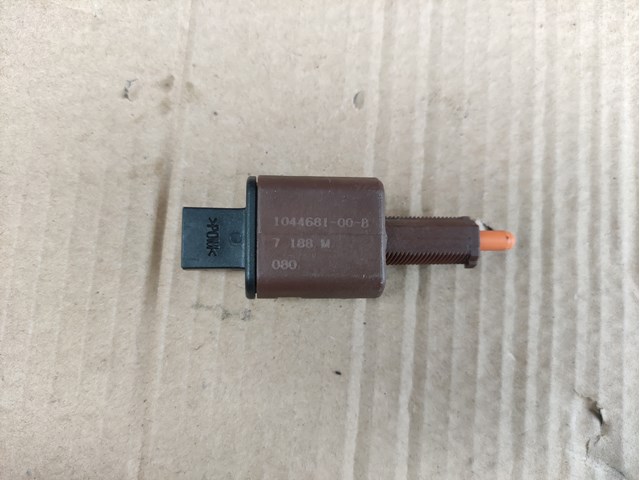 Лягушка стоп-сигналу 104468100B TESLA